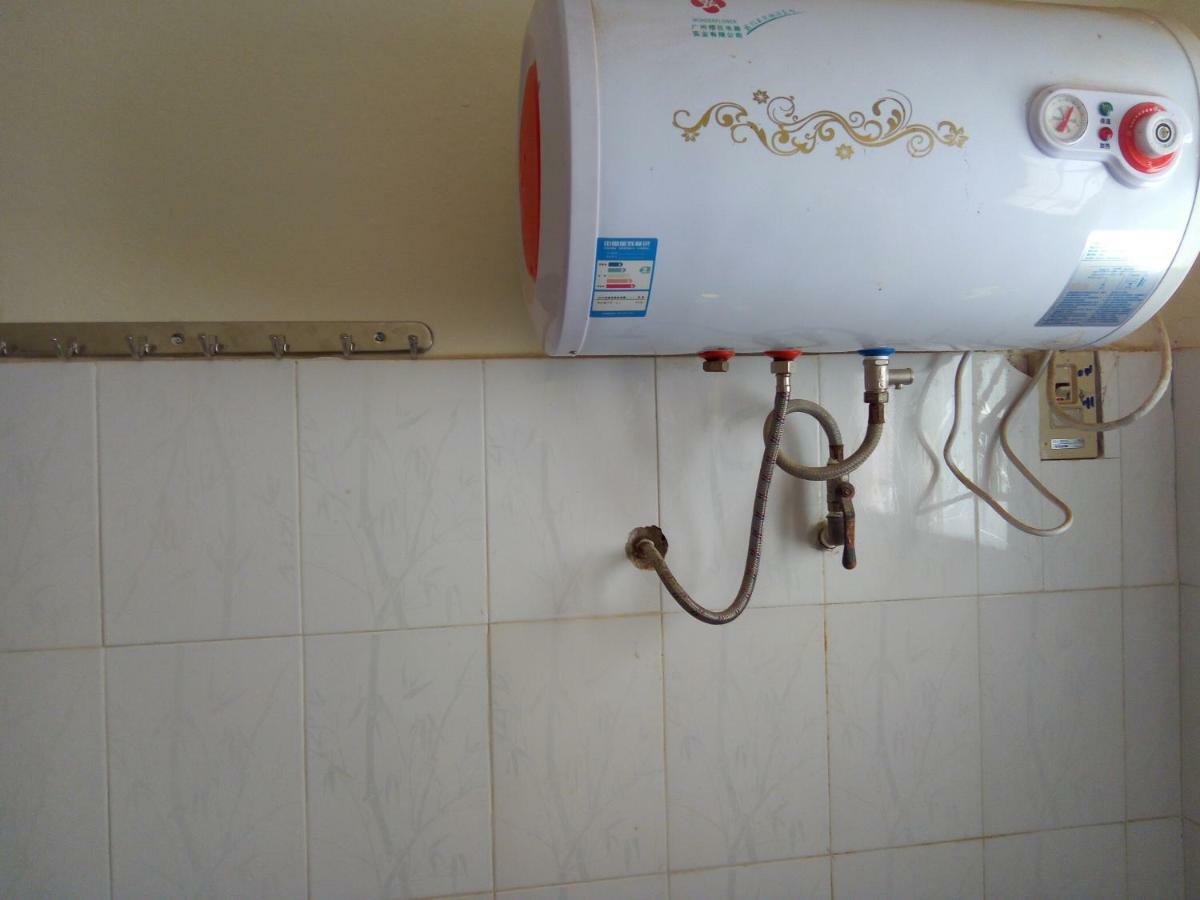Chez Max Et Khady Apartment Dakar Bagian luar foto